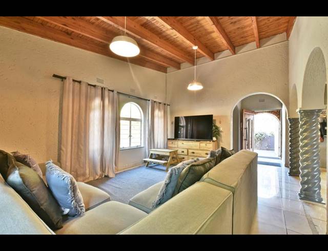 4 BEDROOM HOUSE FOR SALE IN RANDPARK RIDGE